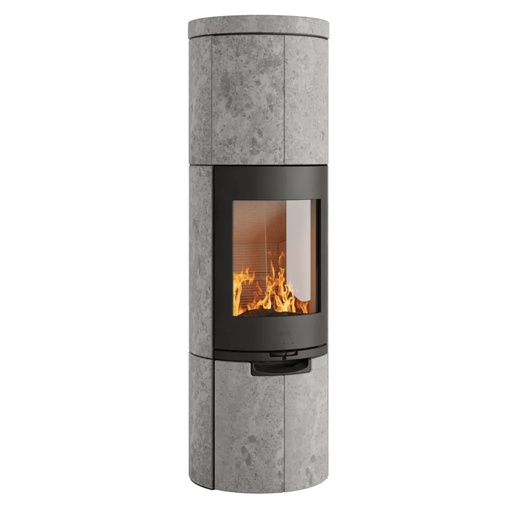 Tänd kamin i täljsten med svart lucka mot vit bakgrund