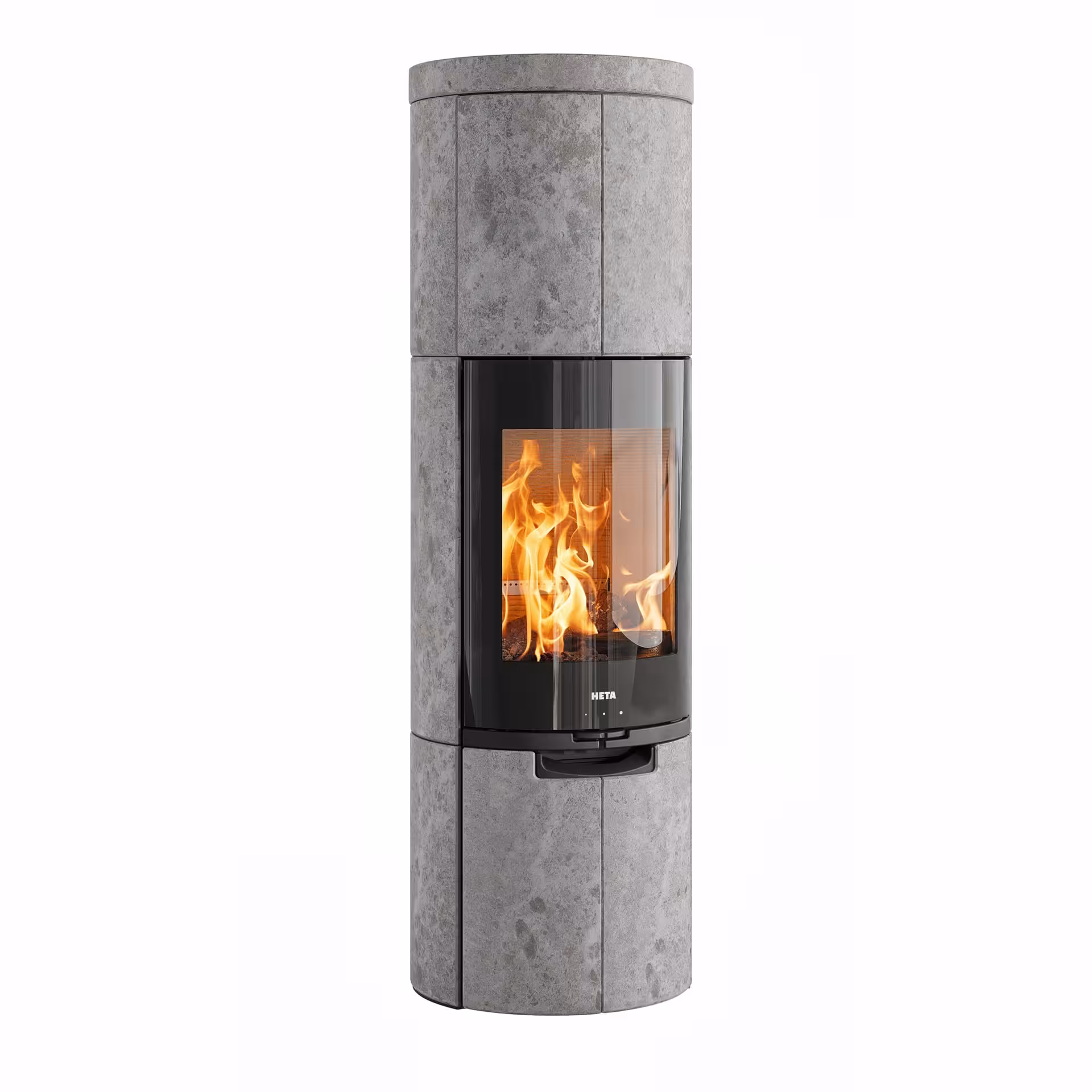 Tänd braskamin i täljsten med glaslucka mot vit bakgrund